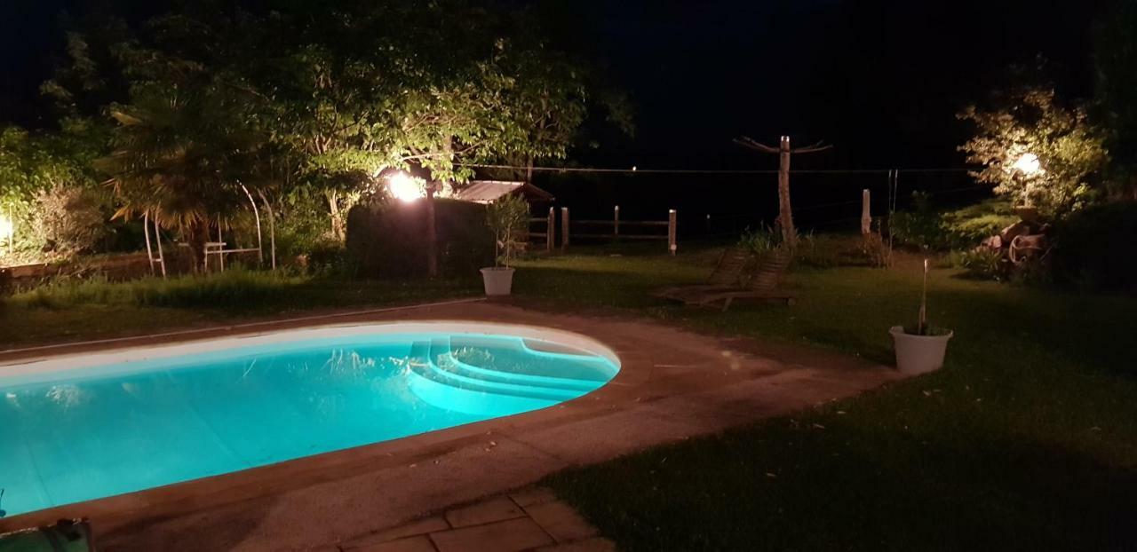 L'Houstalet Des Serniers Claveyson Esterno foto
